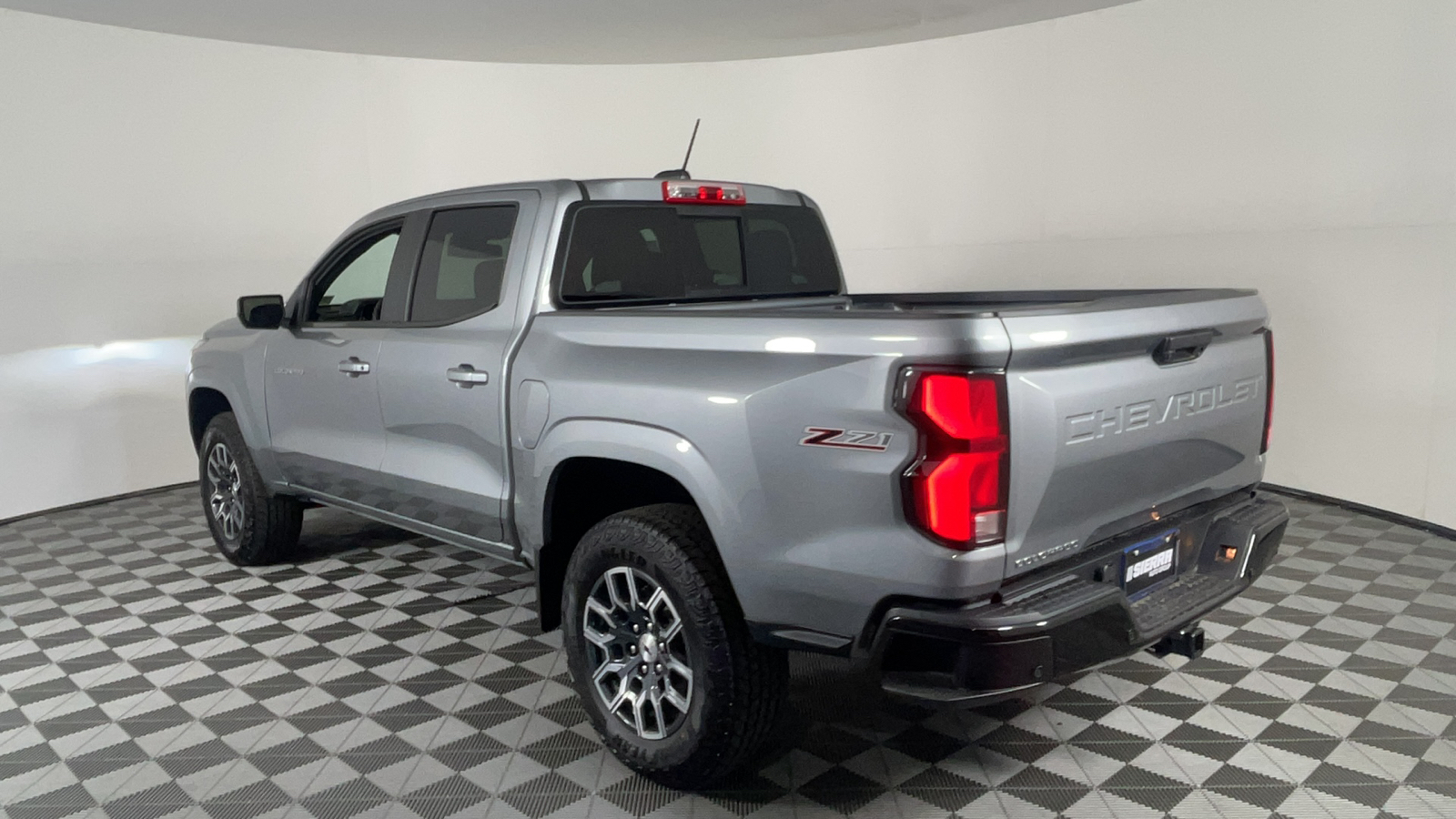 2024 Chevrolet Colorado 4WD Z71 6