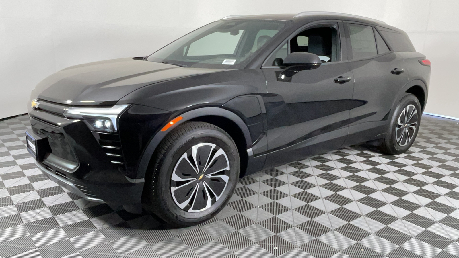 2024 Chevrolet Blazer EV eAWD LT 8