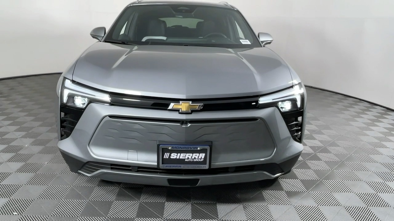 2024 Chevrolet Blazer EV eAWD LT 8