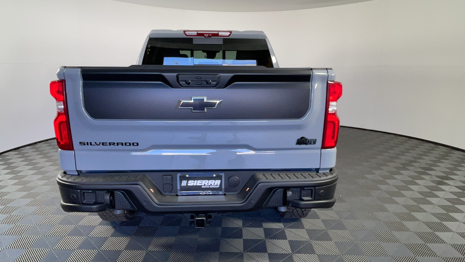 2024 Chevrolet Silverado 1500 ZR2 5