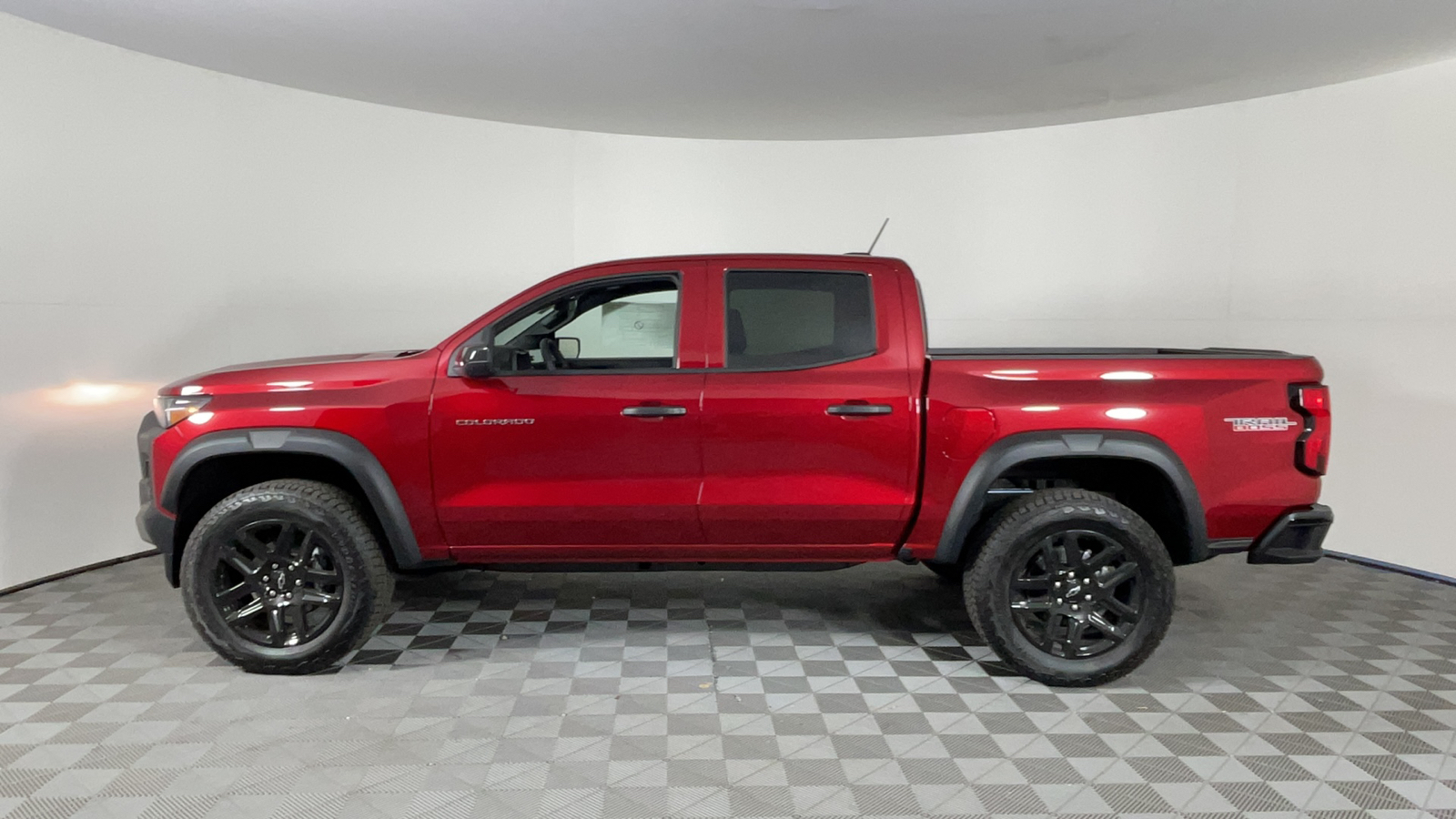 2024 Chevrolet Colorado 4WD Trail Boss 7