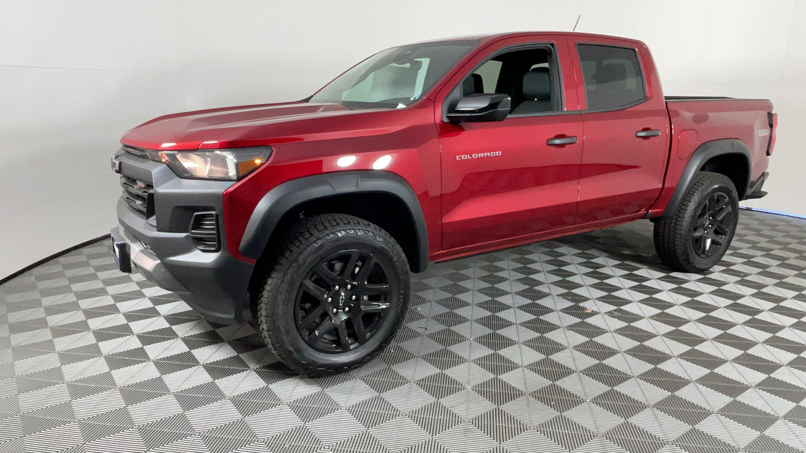 2024 Chevrolet Colorado 4WD Trail Boss 8