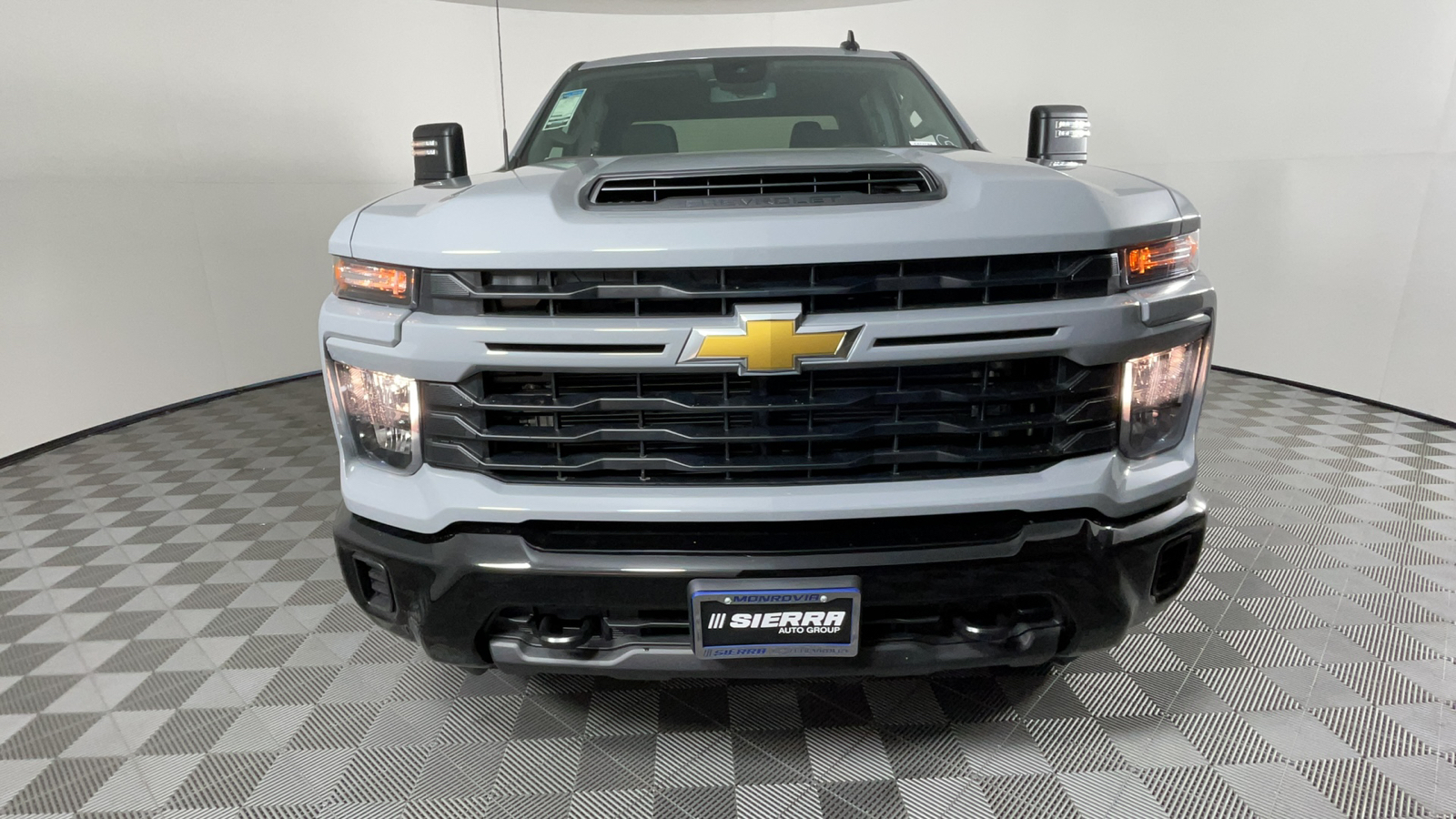 2024 Chevrolet Silverado 2500HD Custom 9