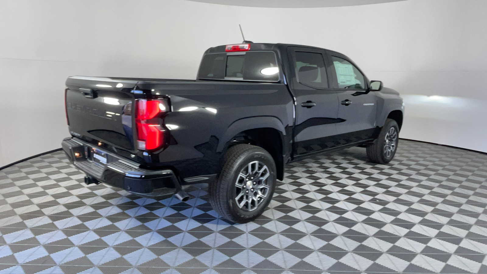 2024 Chevrolet Colorado 2WD LT 4