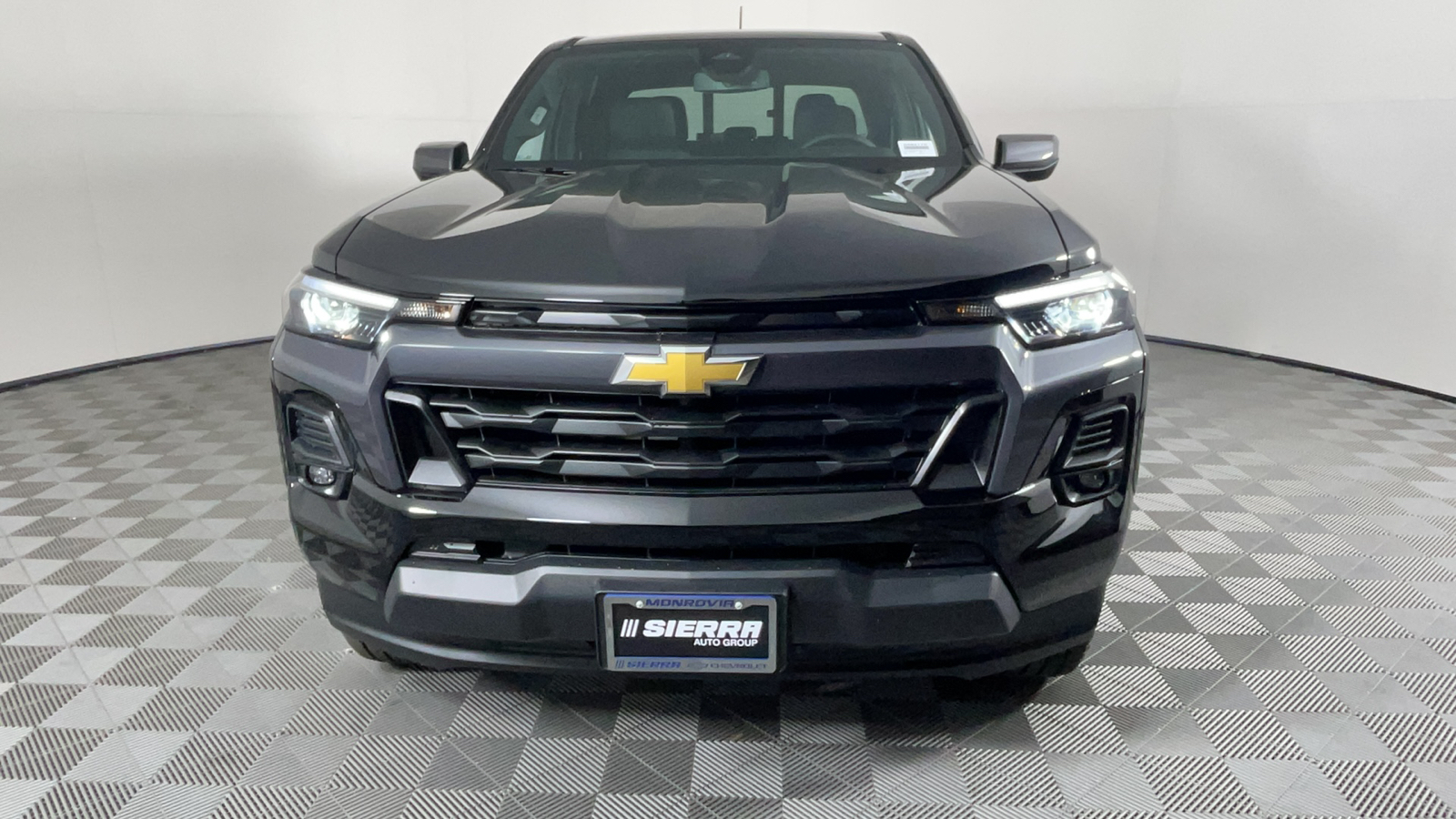 2024 Chevrolet Colorado 2WD LT 9