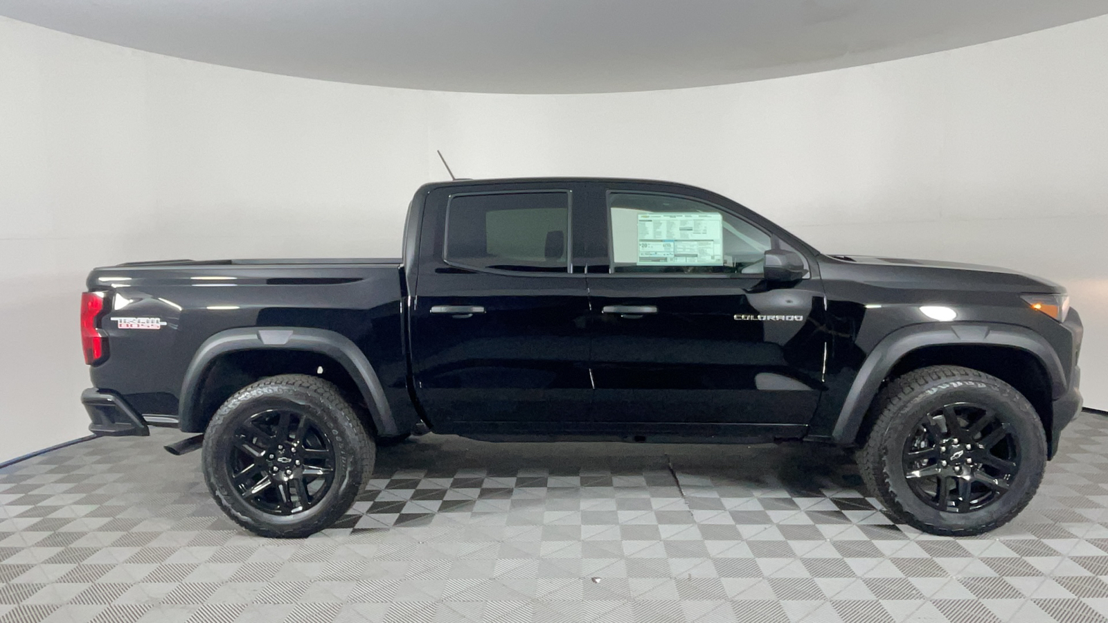 2024 Chevrolet Colorado 4WD Trail Boss 3