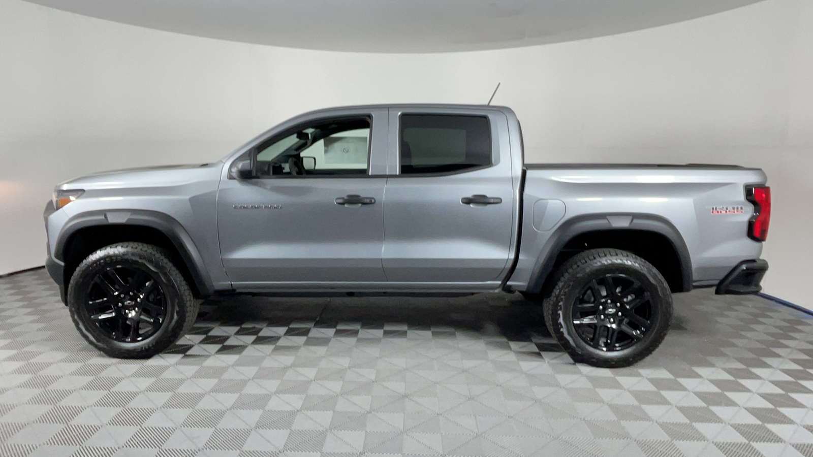 2024 Chevrolet Colorado 4WD Trail Boss 7