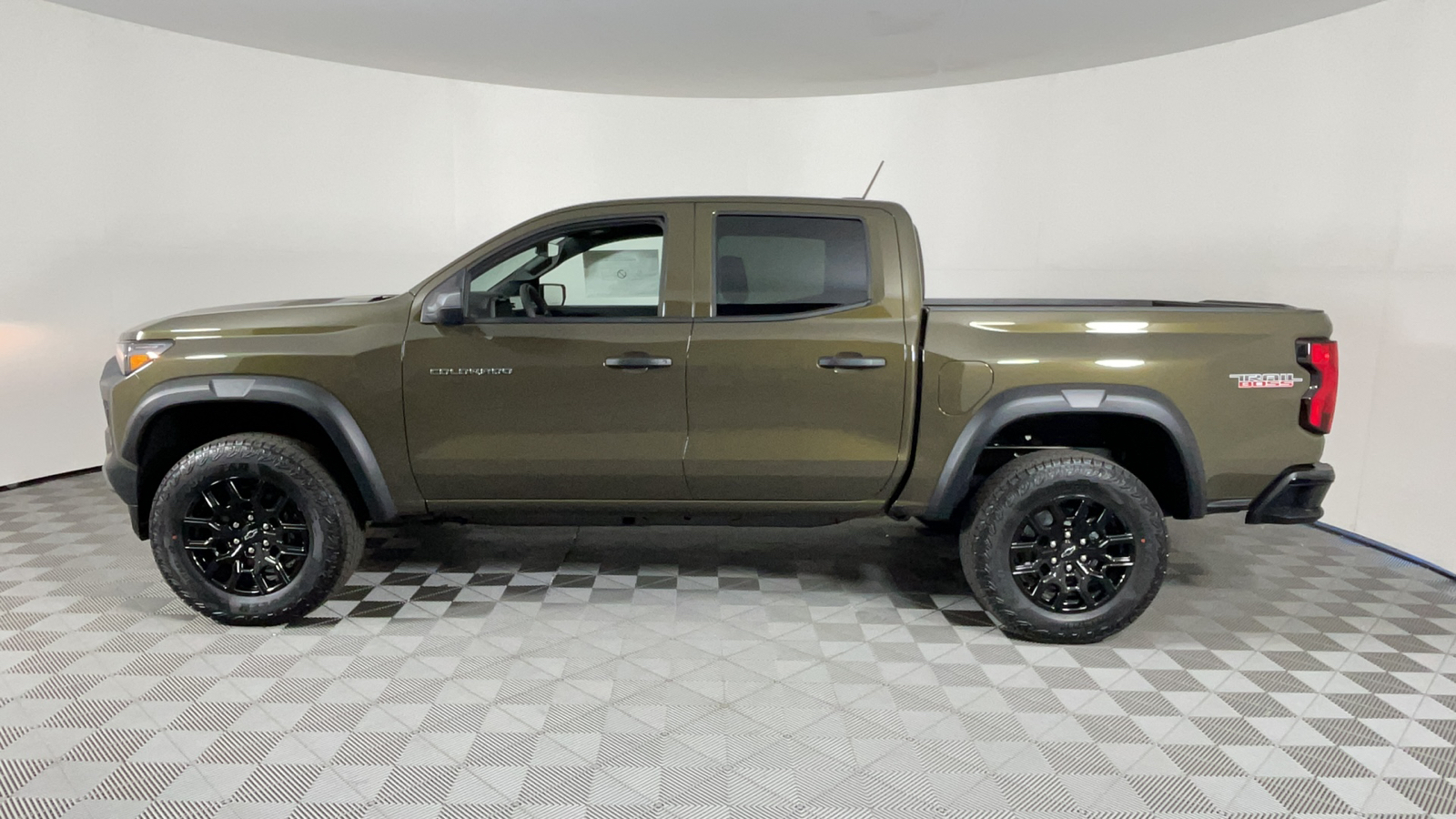 2024 Chevrolet Colorado 4WD Trail Boss 7