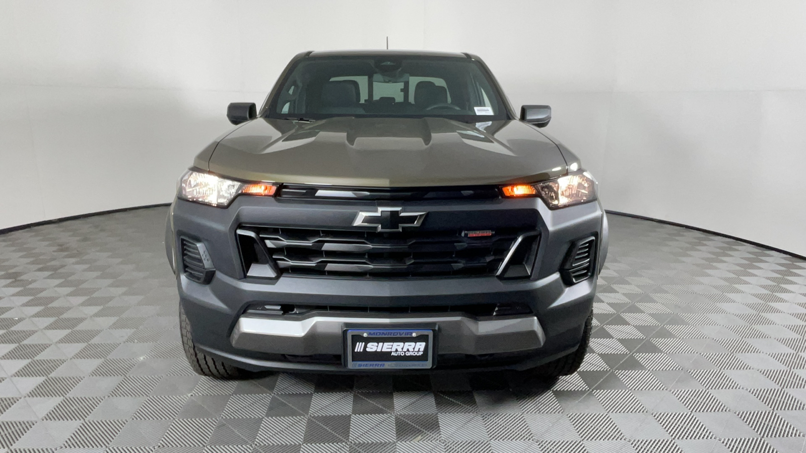 2024 Chevrolet Colorado 4WD Trail Boss 9