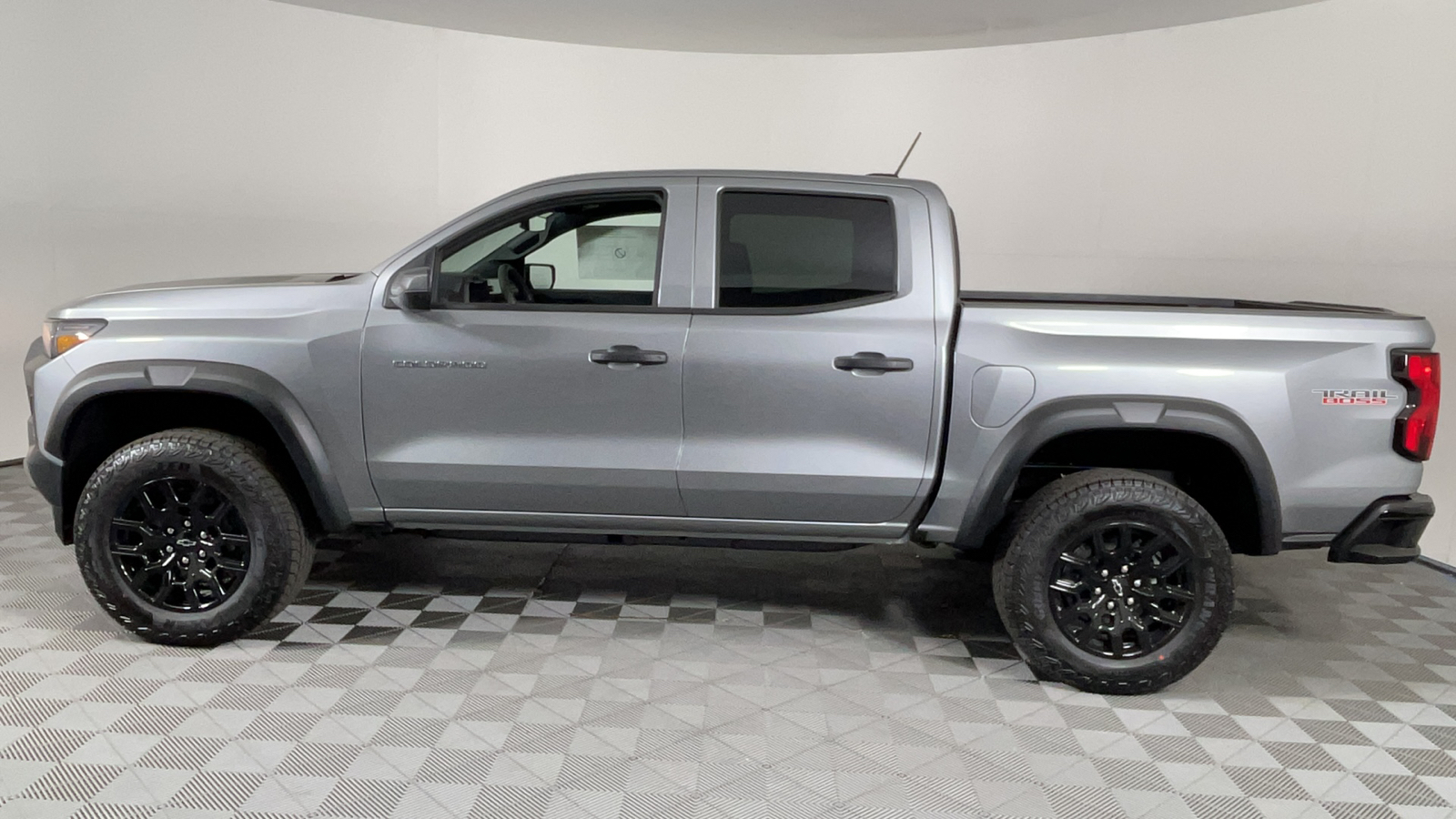 2024 Chevrolet Colorado 4WD Trail Boss 7