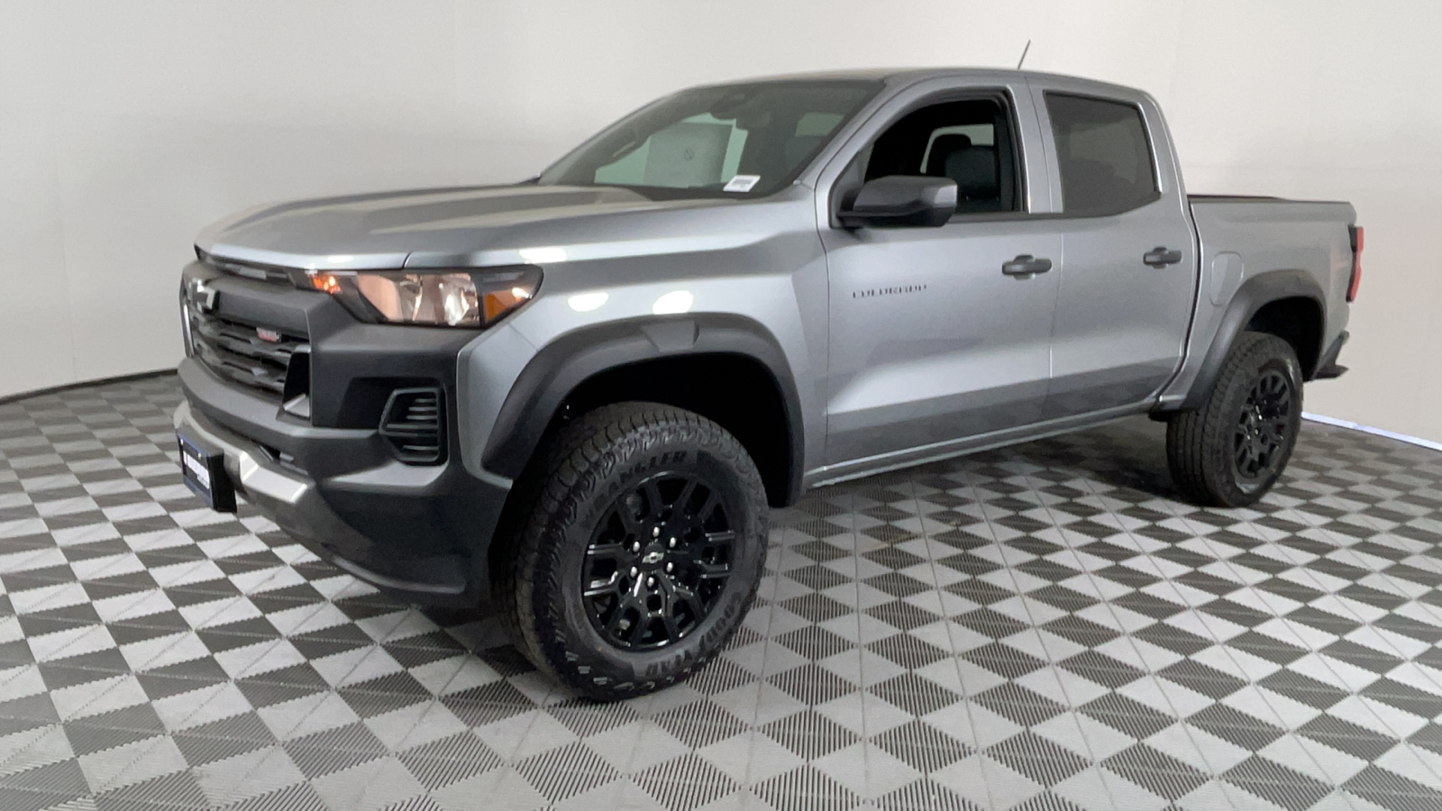 2024 Chevrolet Colorado 4WD Trail Boss 8