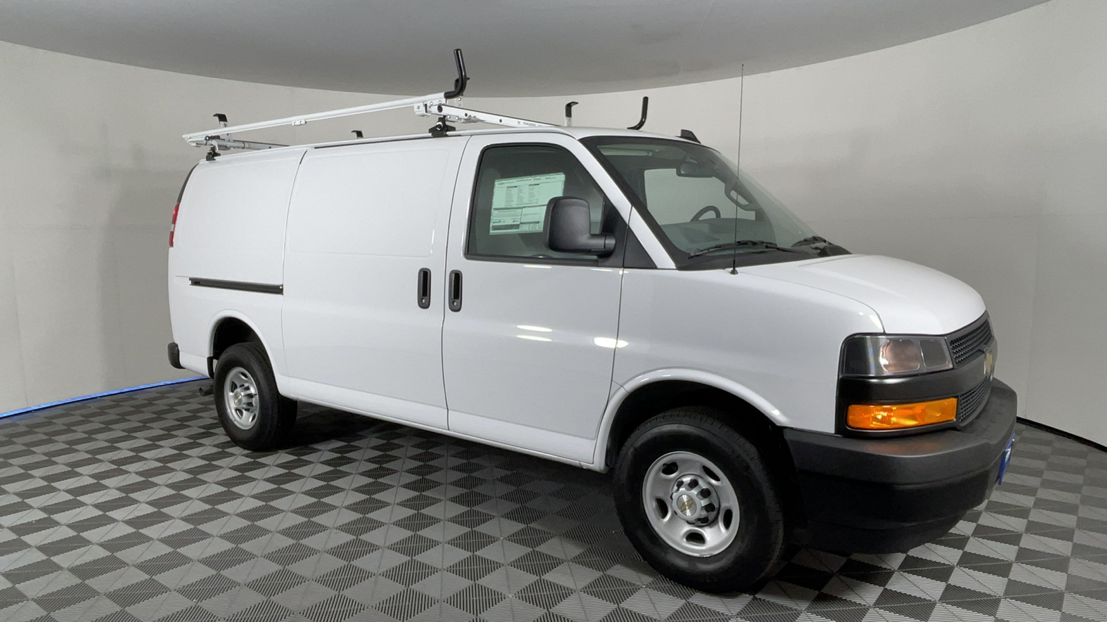 2024 Chevrolet Express Cargo Van  3