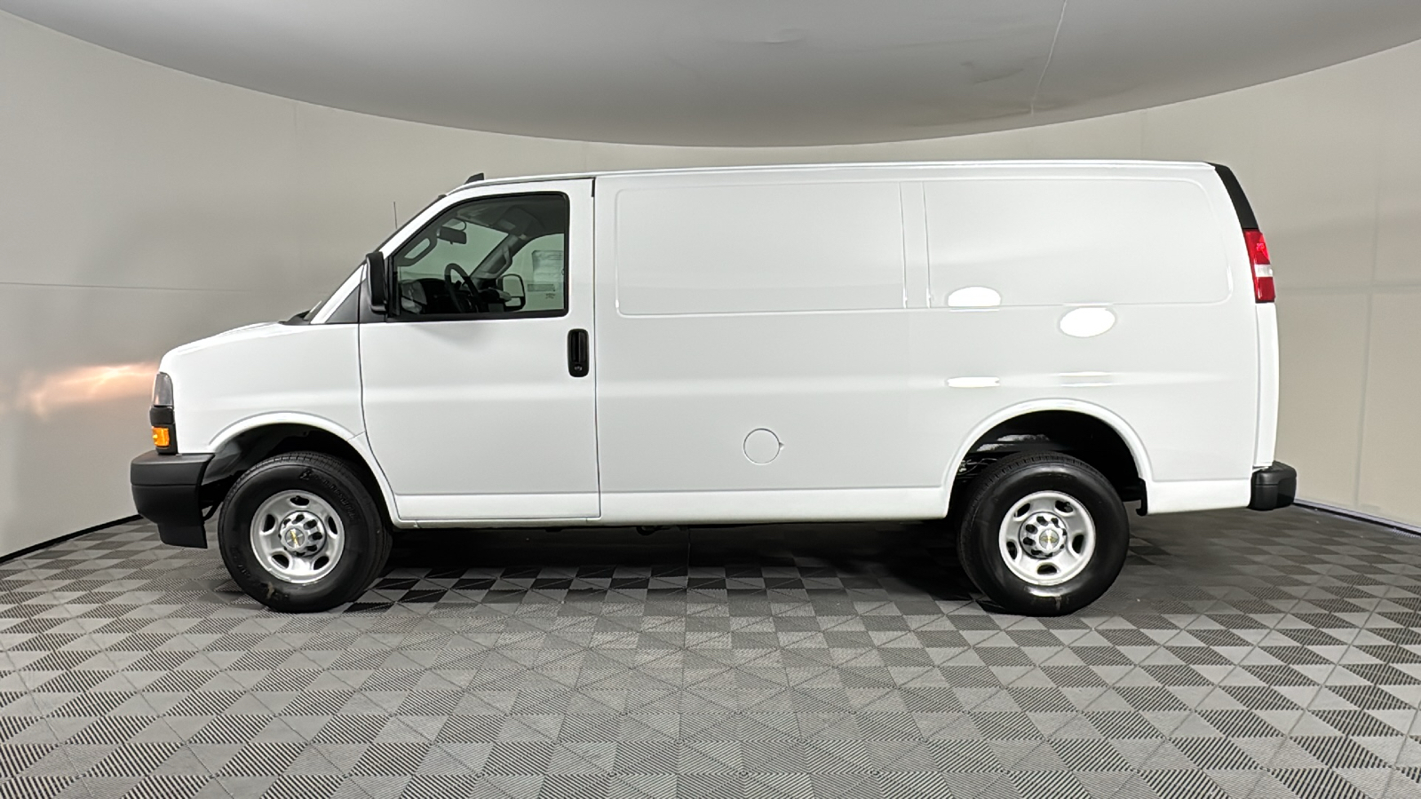 2024 Chevrolet Express Cargo Van  6