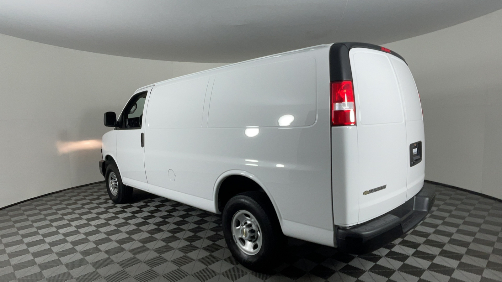 2024 Chevrolet Express Cargo Van  6