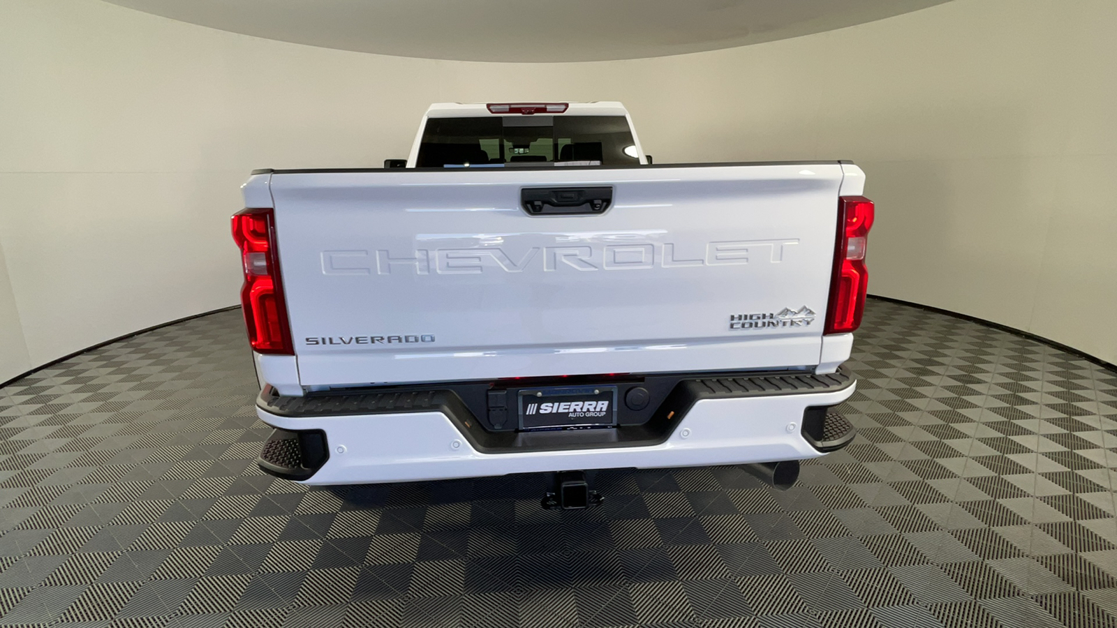 2024 Chevrolet Silverado 3500HD High Country 5