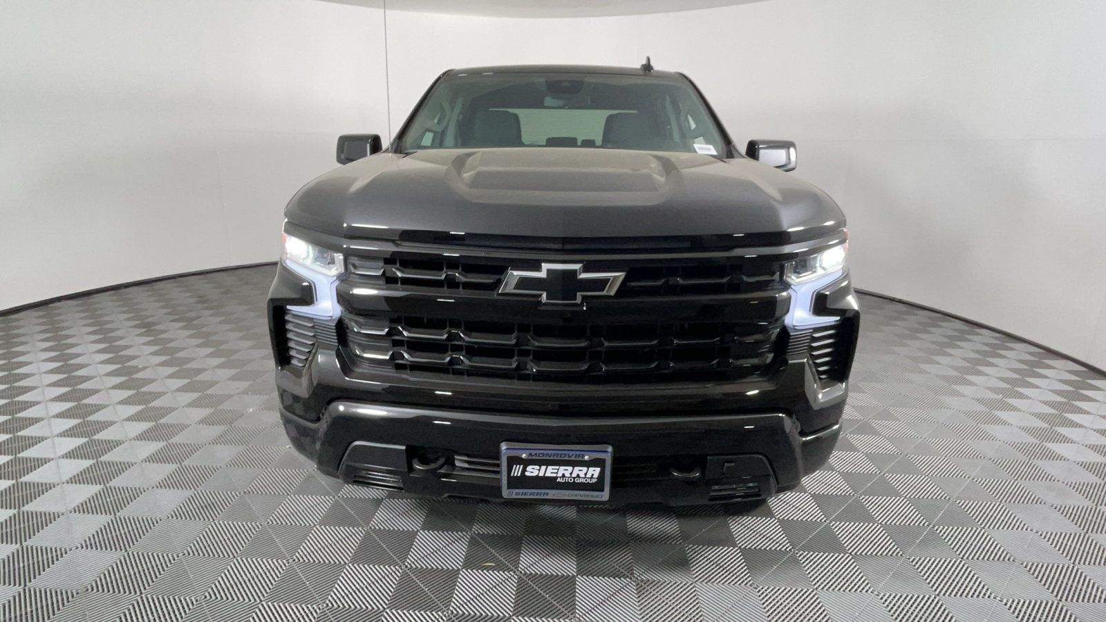 2024 Chevrolet Silverado 1500 RST 9