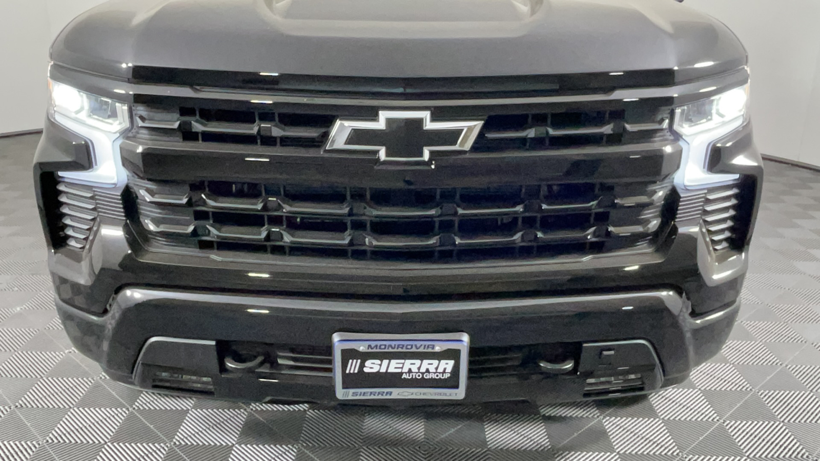 2024 Chevrolet Silverado 1500 RST 10