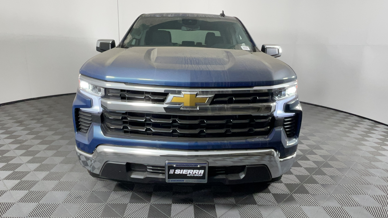 2024 Chevrolet Silverado 1500 LT 9