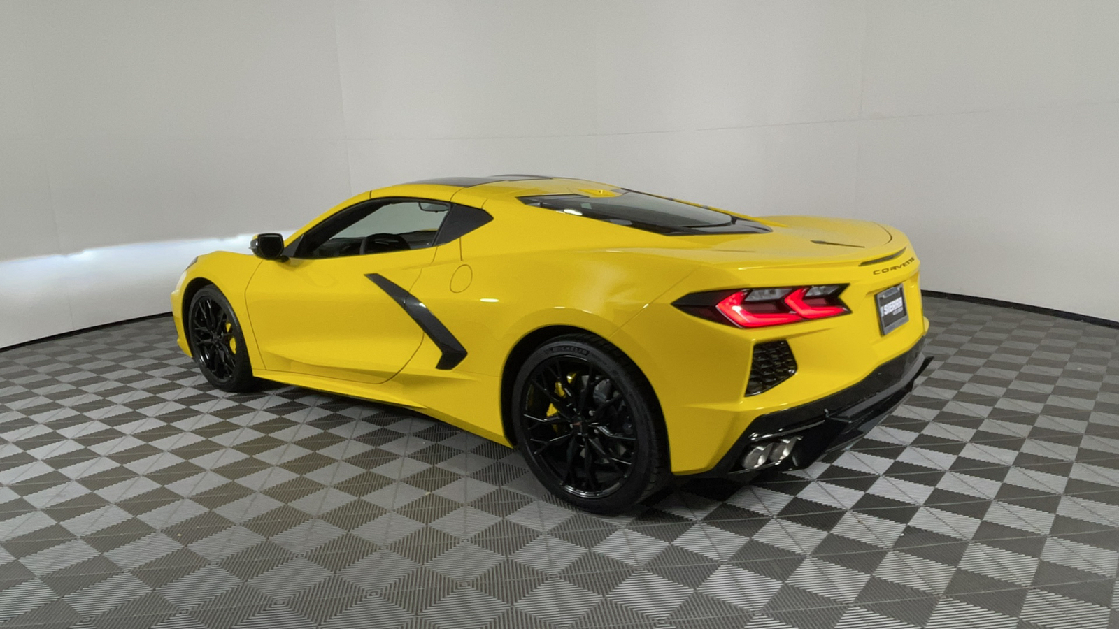 2025 Chevrolet Corvette 2LT 6