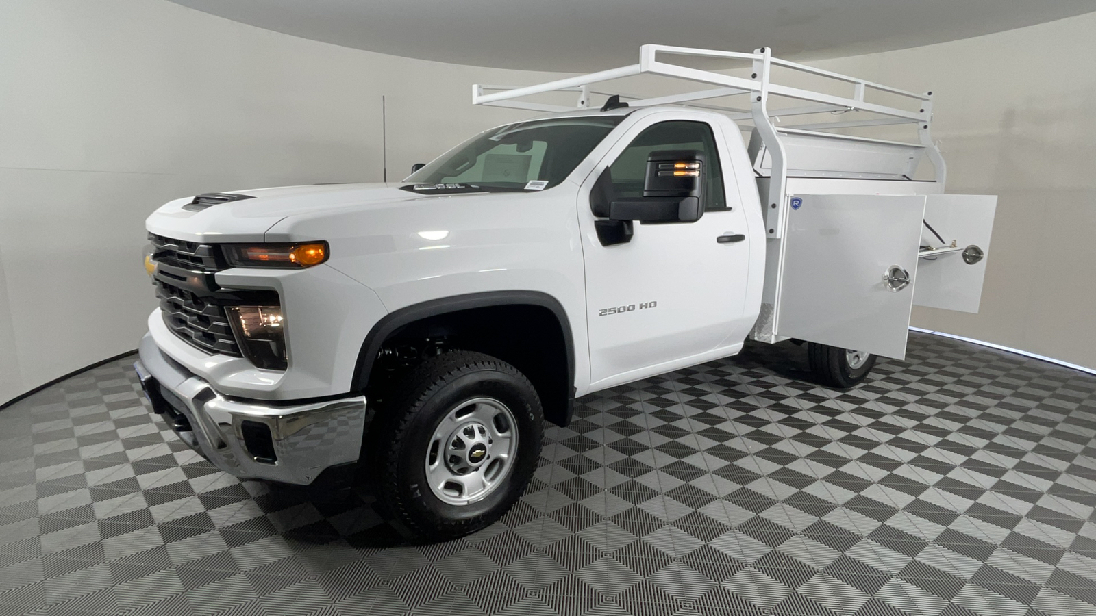 2025 Chevrolet Silverado 2500HD Work Truck 8