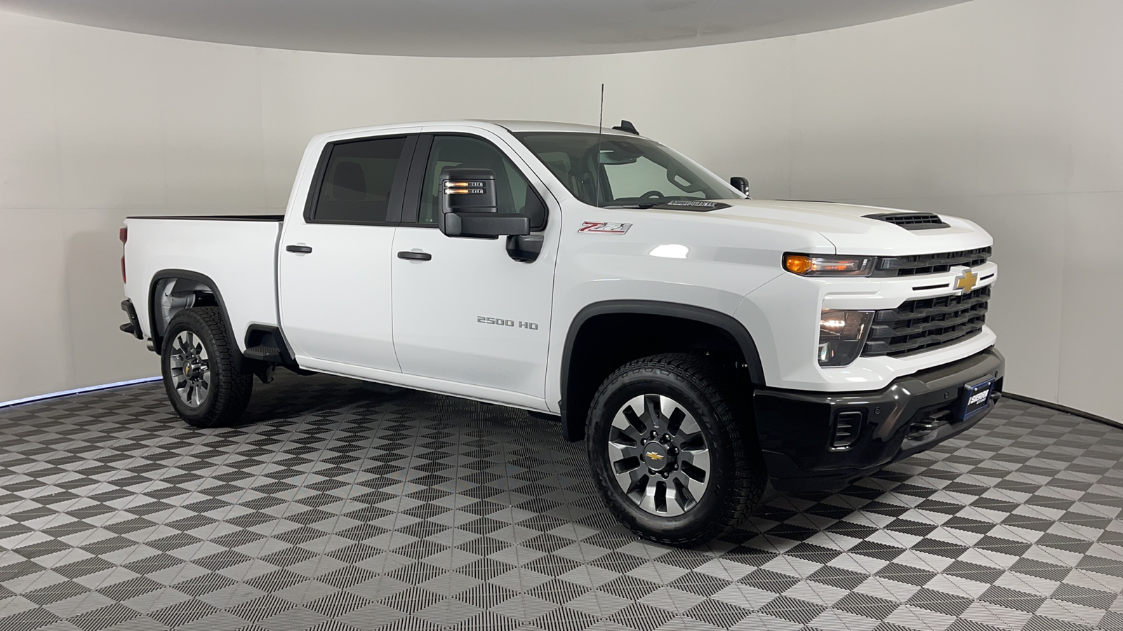 2025 Chevrolet Silverado 2500HD Custom 2