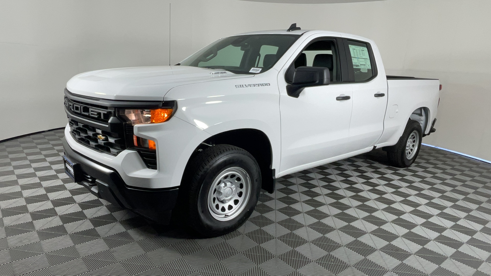 2025 Chevrolet Silverado 1500 Work Truck 8