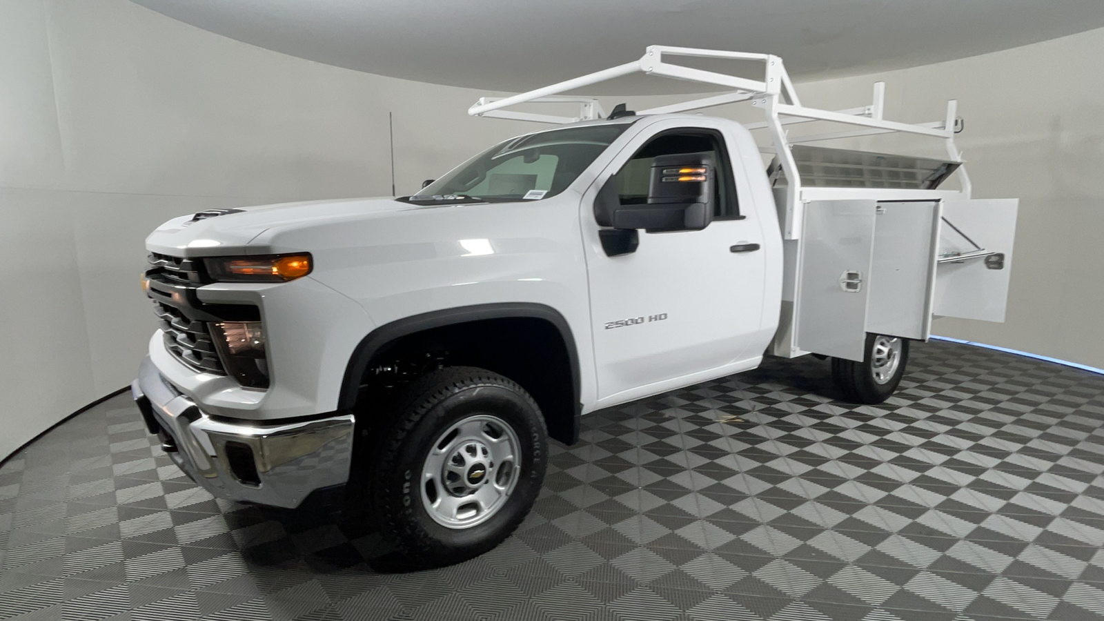 2025 Chevrolet Silverado 2500HD Work Truck 8