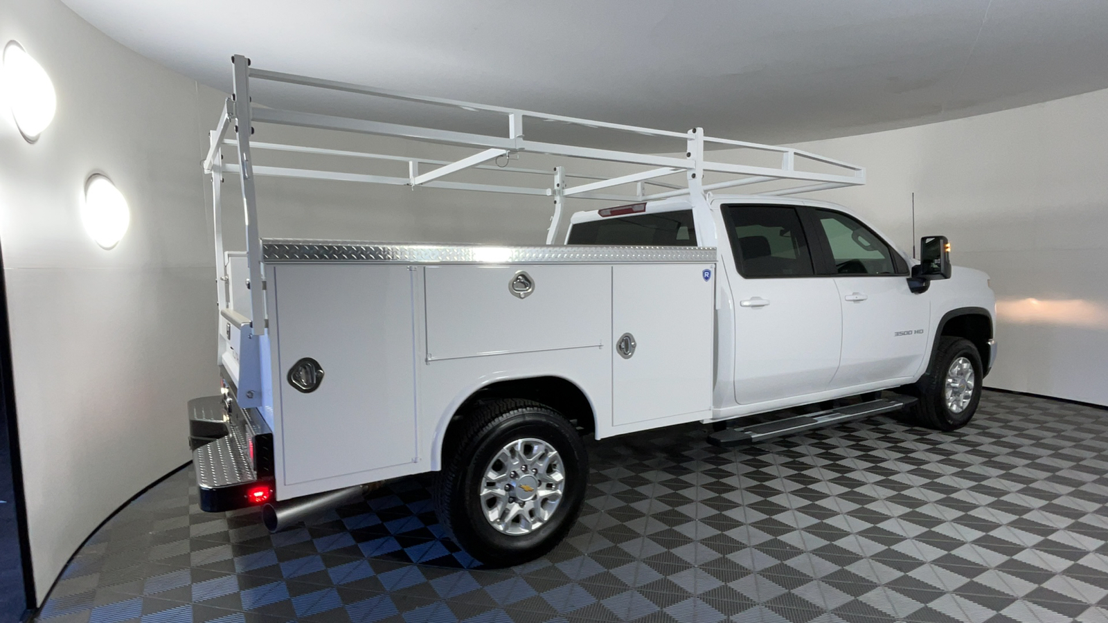 2025 Chevrolet Silverado 3500HD LT 4