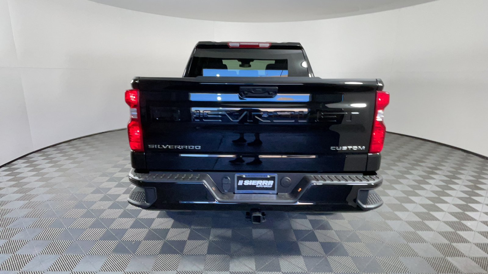 2025 Chevrolet Silverado 1500 Custom 5