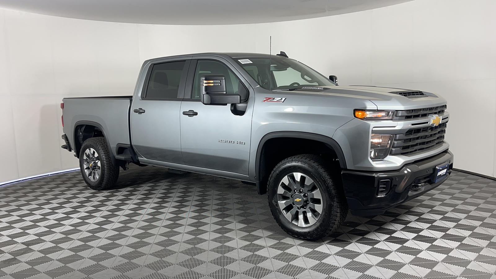 2025 Chevrolet Silverado 2500HD Custom 1