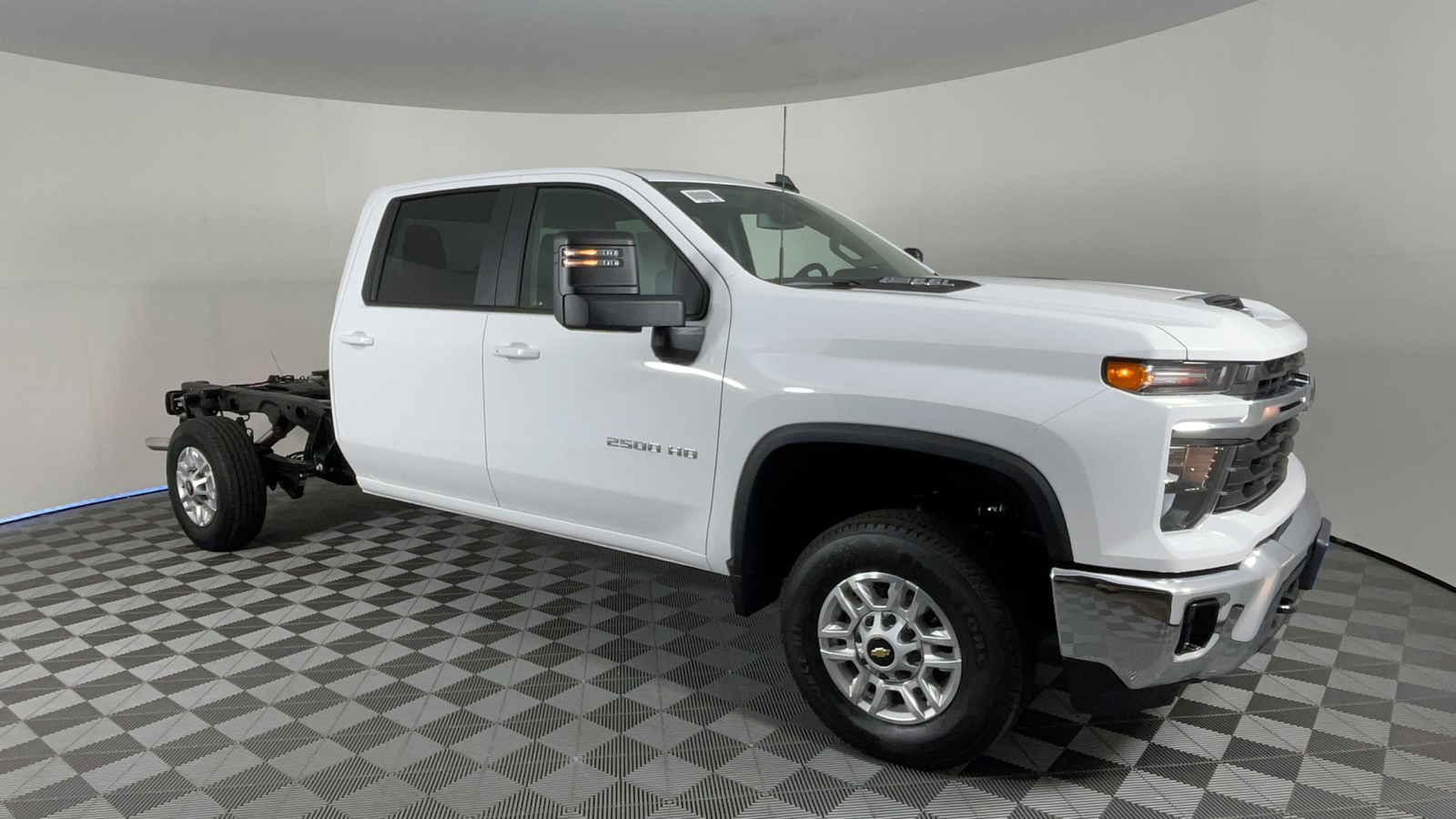 2025 Chevrolet Silverado 2500HD LT 3