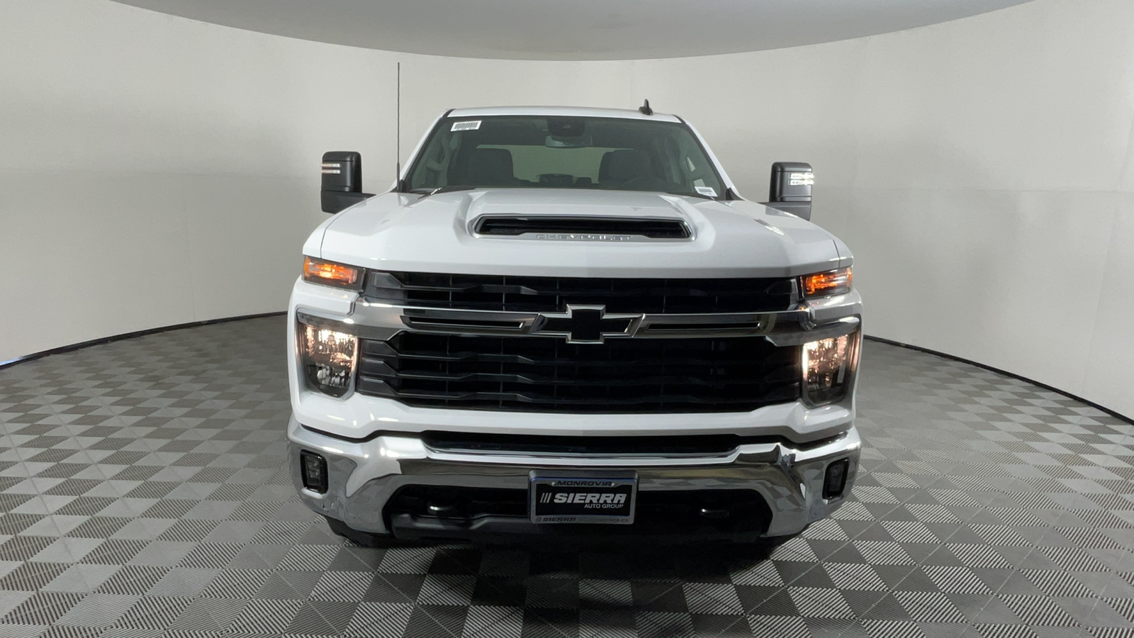 2025 Chevrolet Silverado 2500HD LT 9