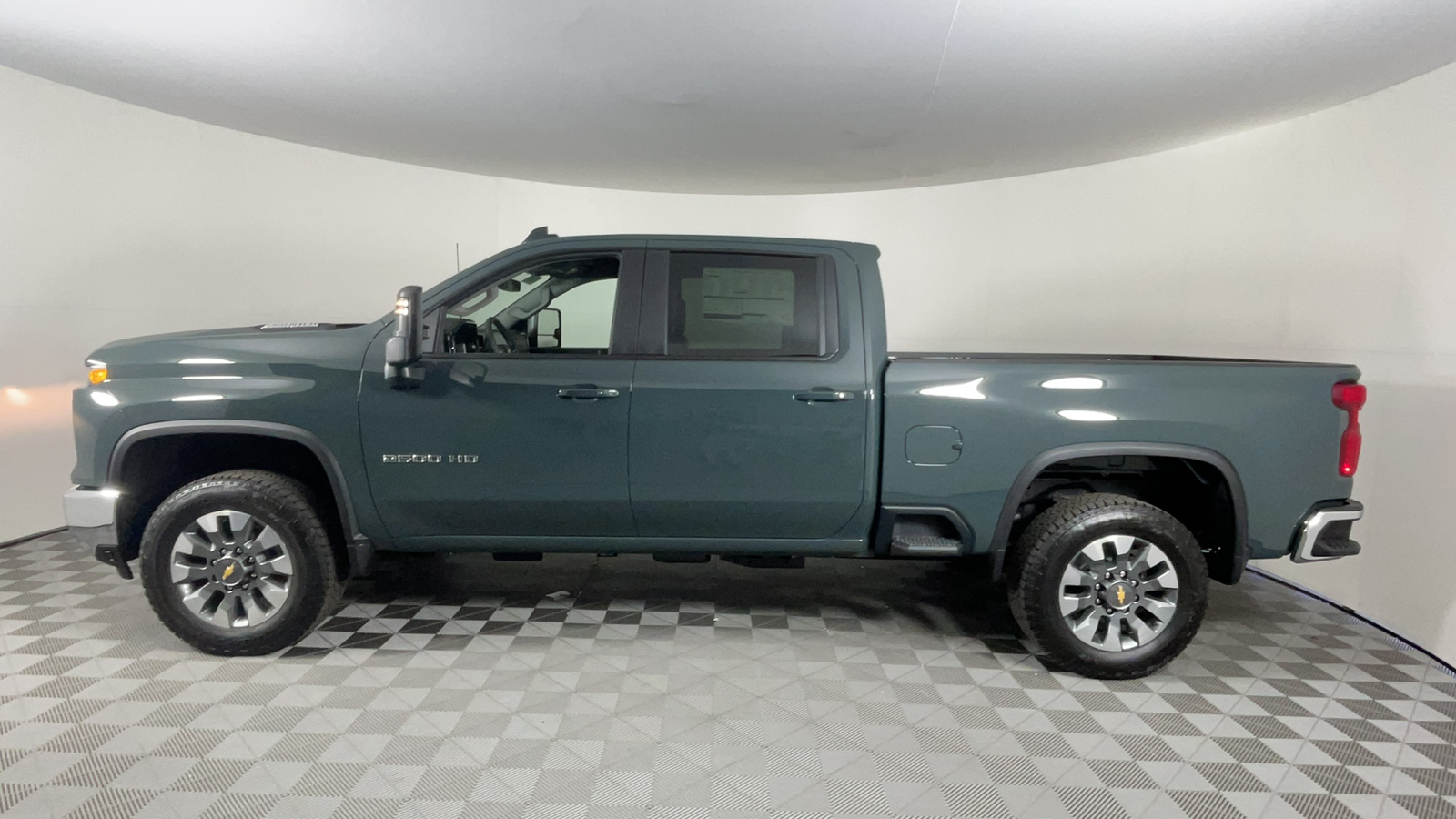 2025 Chevrolet Silverado 2500HD LT 7