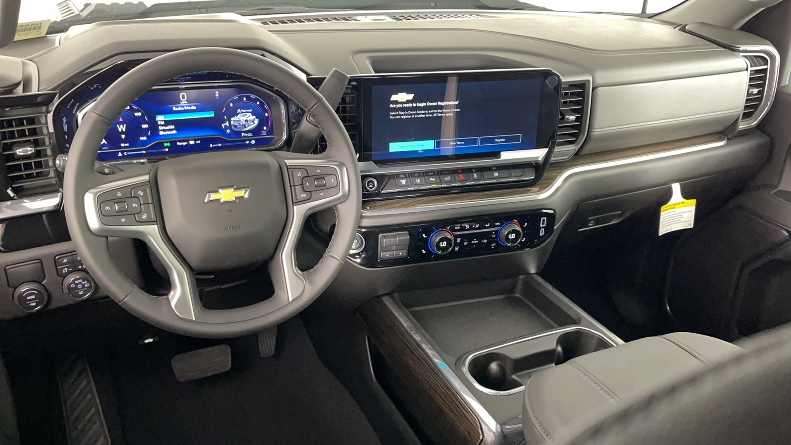 2025 Chevrolet Silverado 2500HD LT 17