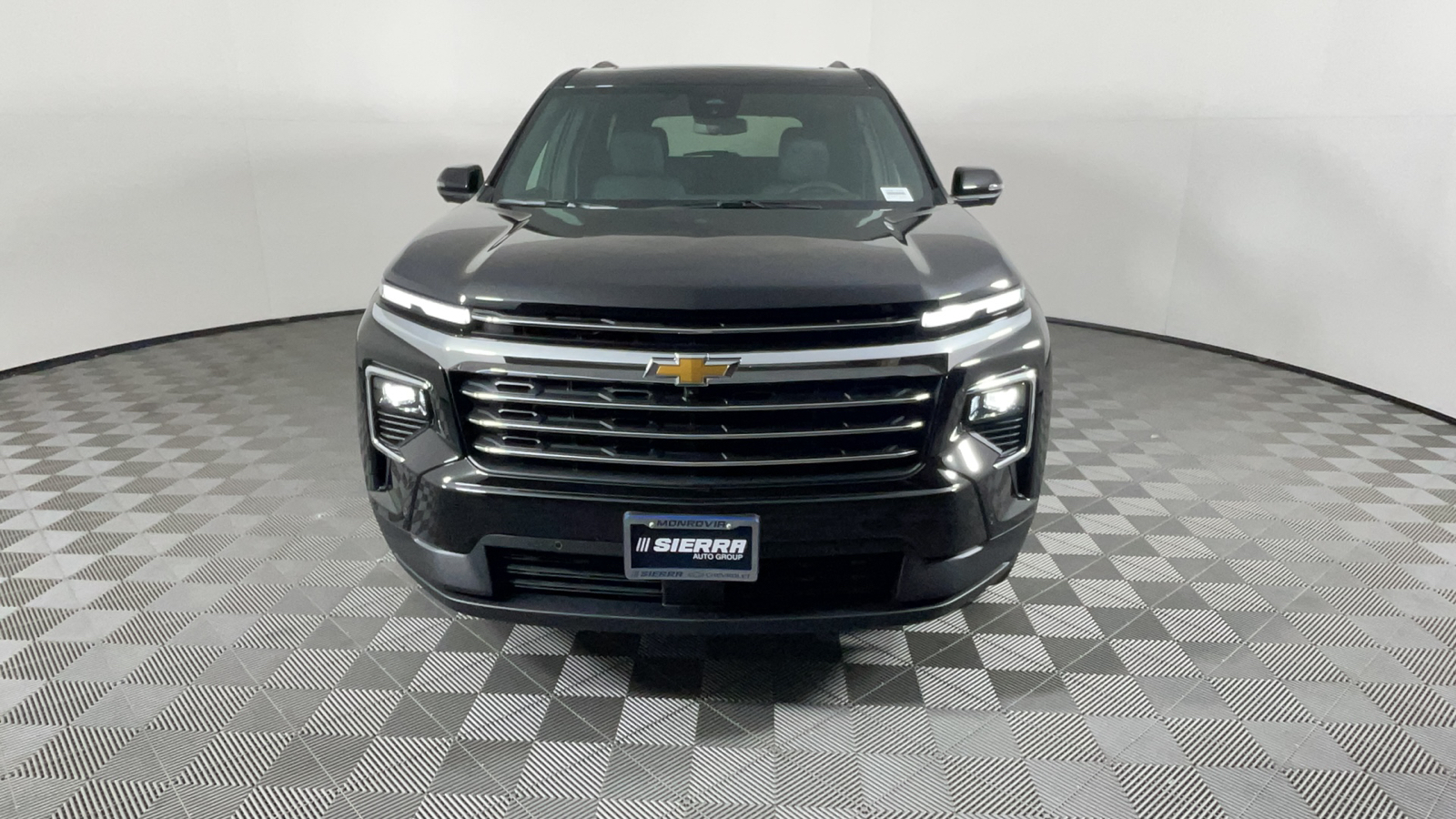 2025 Chevrolet Traverse FWD LT 9