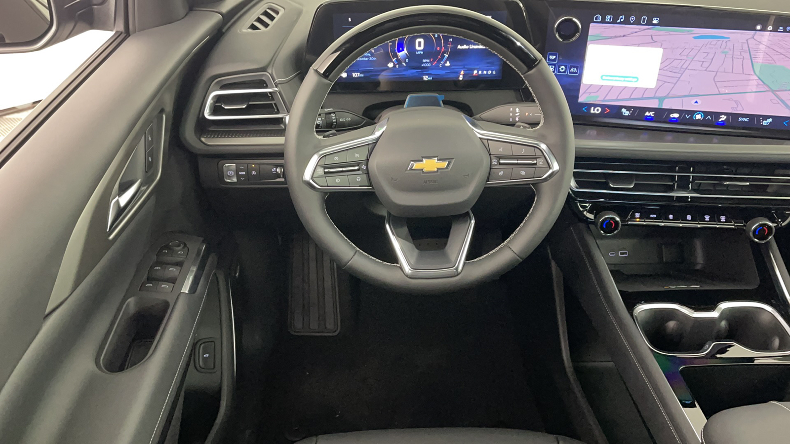 2025 Chevrolet Traverse FWD LT 14