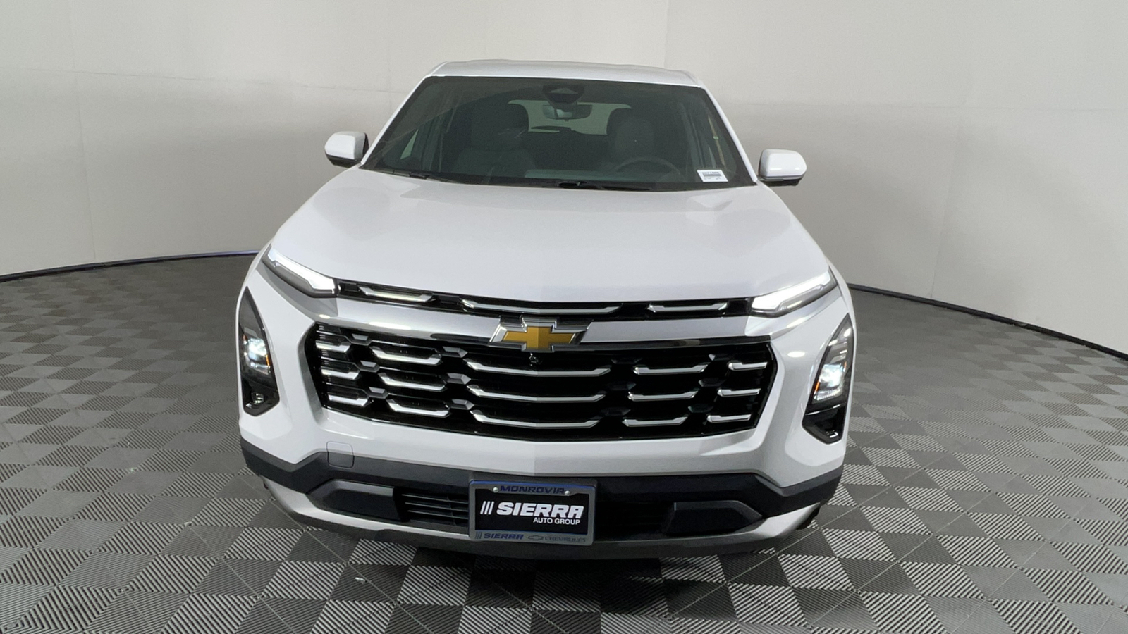 2025 Chevrolet Equinox FWD LT 9