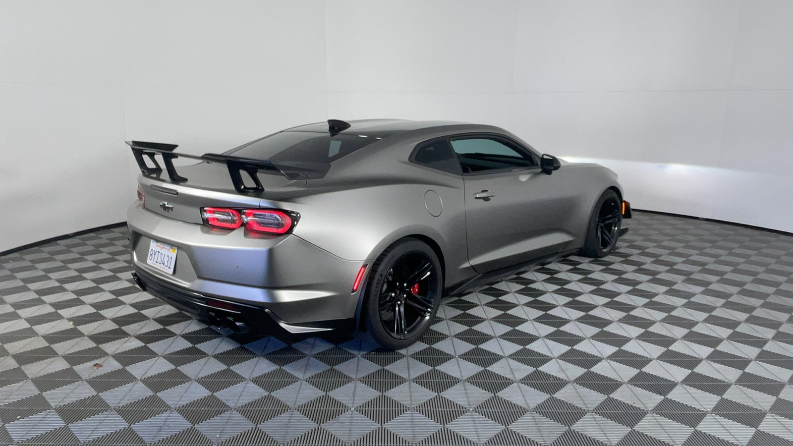 2019 Chevrolet Camaro ZL1 4