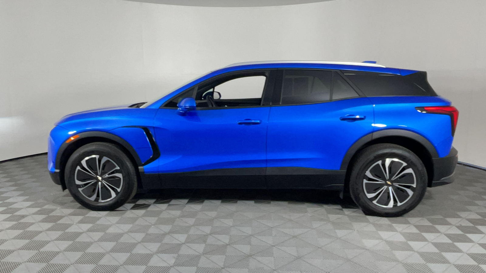 2024 Chevrolet Blazer EV eAWD LT 7