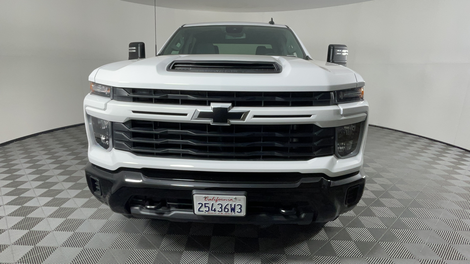 2024 Chevrolet Silverado 2500HD Custom 9