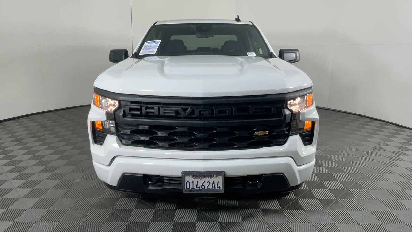 2024 Chevrolet Silverado 1500 Custom 9