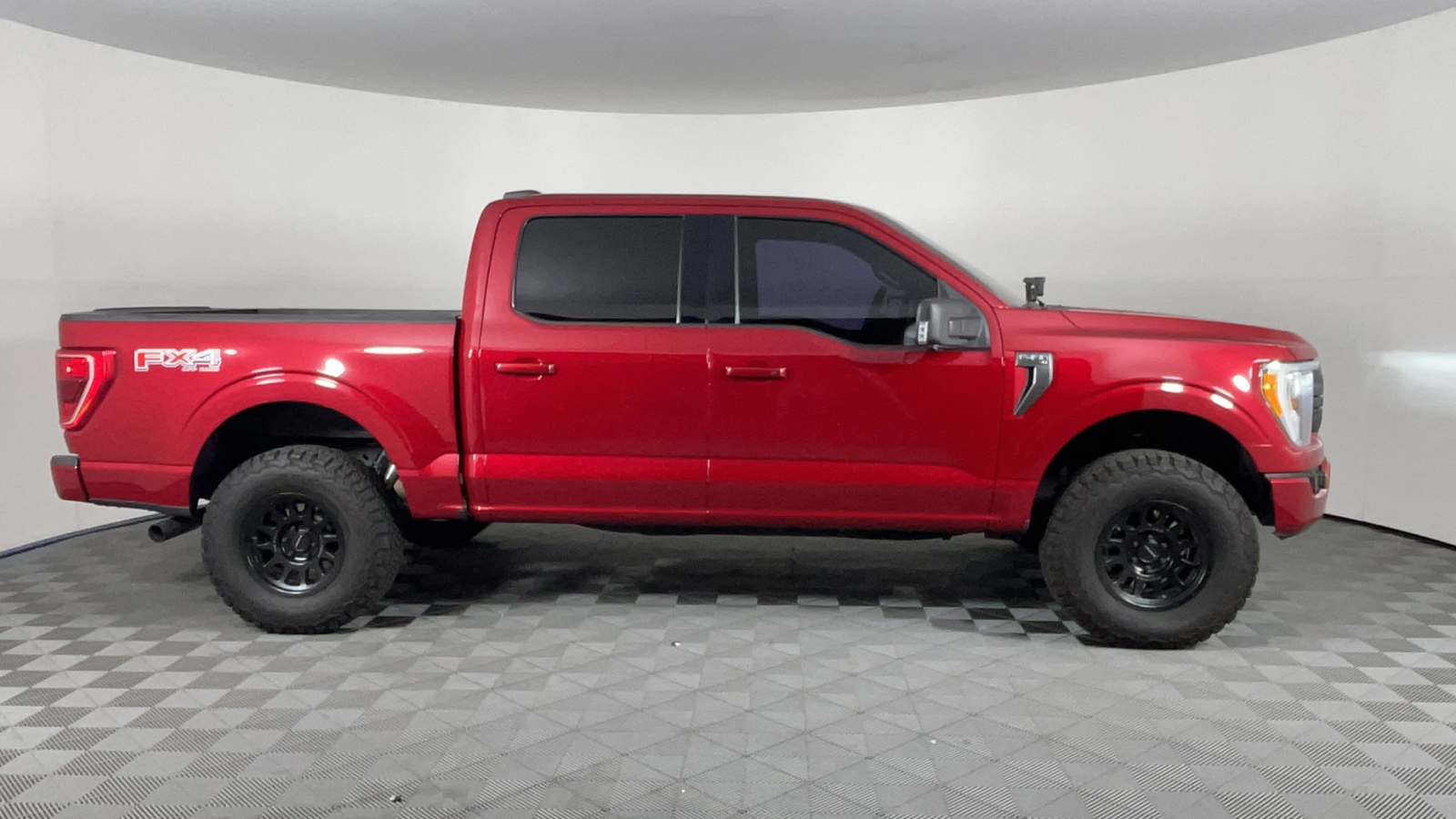 2021 Ford F-150 XLT 1