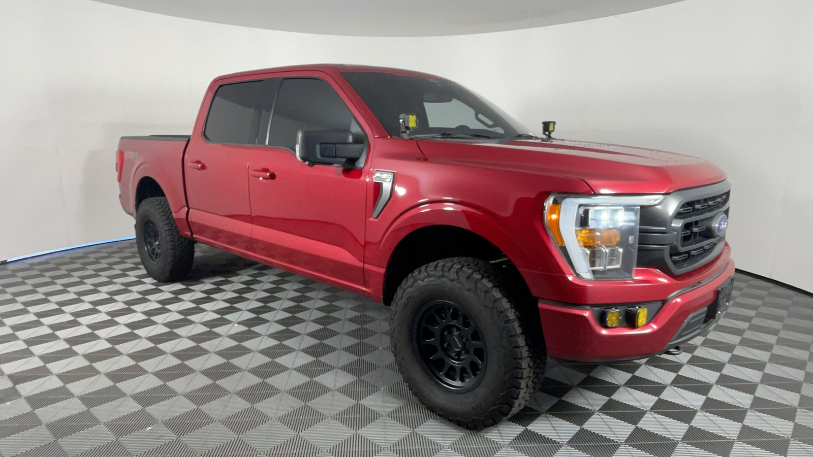 2021 Ford F-150 XLT 3