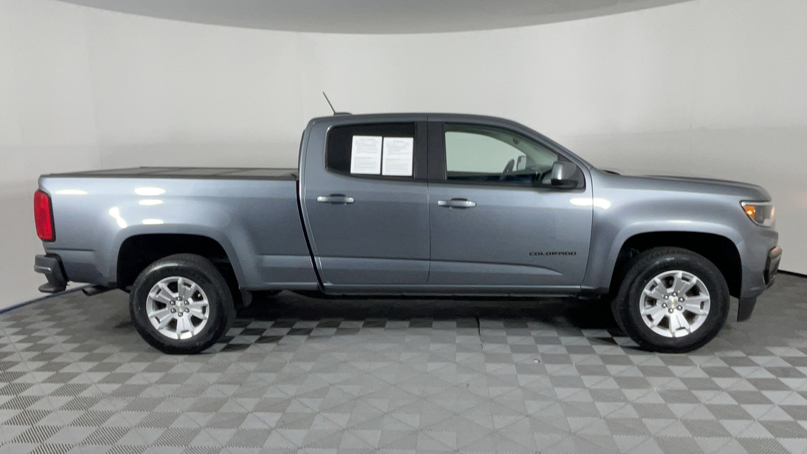 2021 Chevrolet Colorado 2WD LT 3