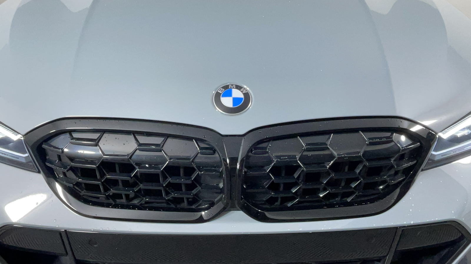 2023 BMW 3 Series M340i xDrive 10