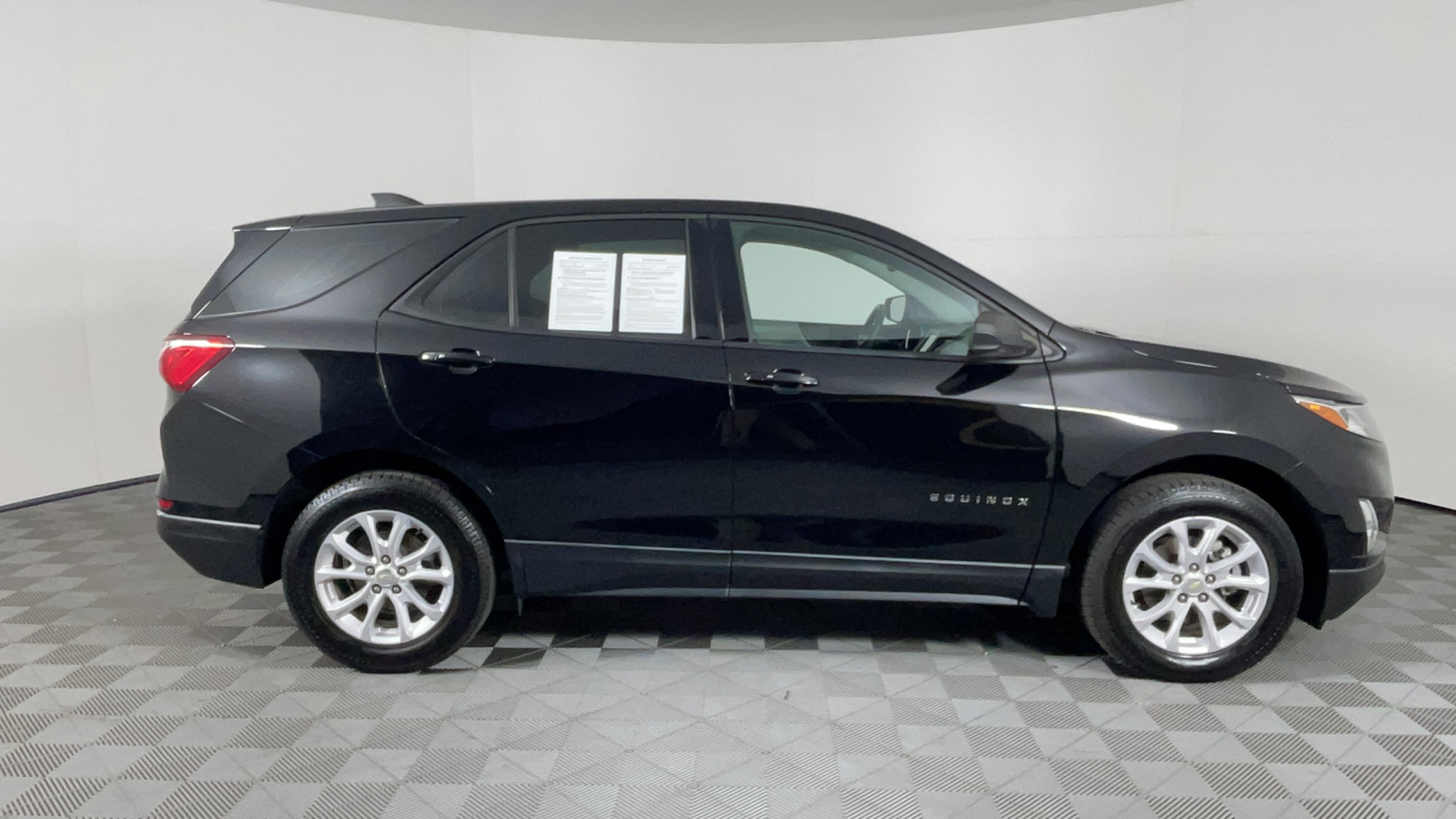 2018 Chevrolet Equinox LS 3