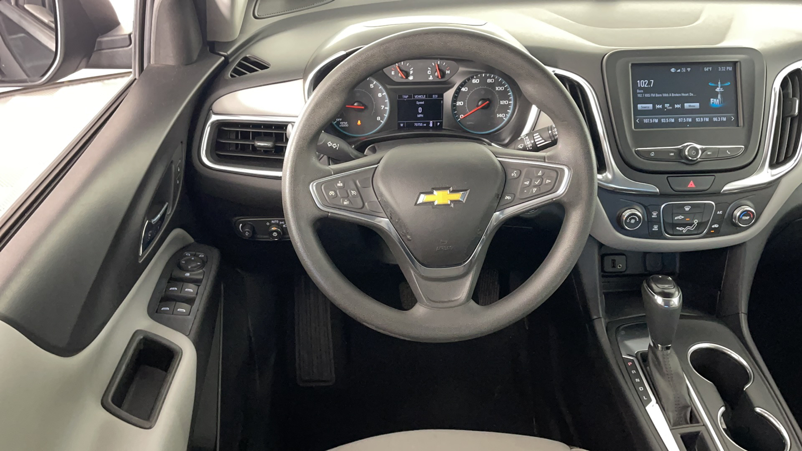 2018 Chevrolet Equinox LS 14