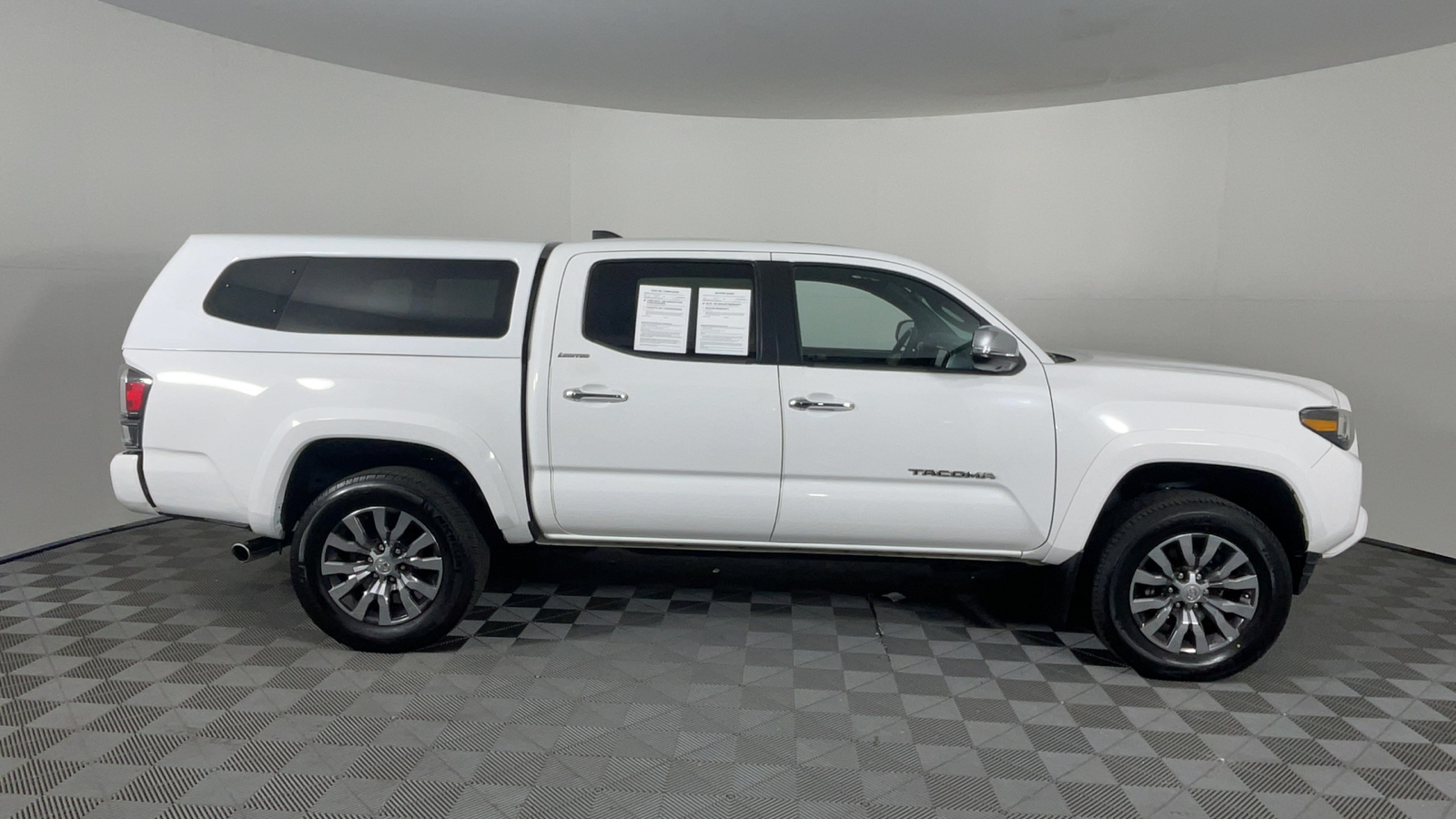 2020 Toyota Tacoma 4WD Limited 3