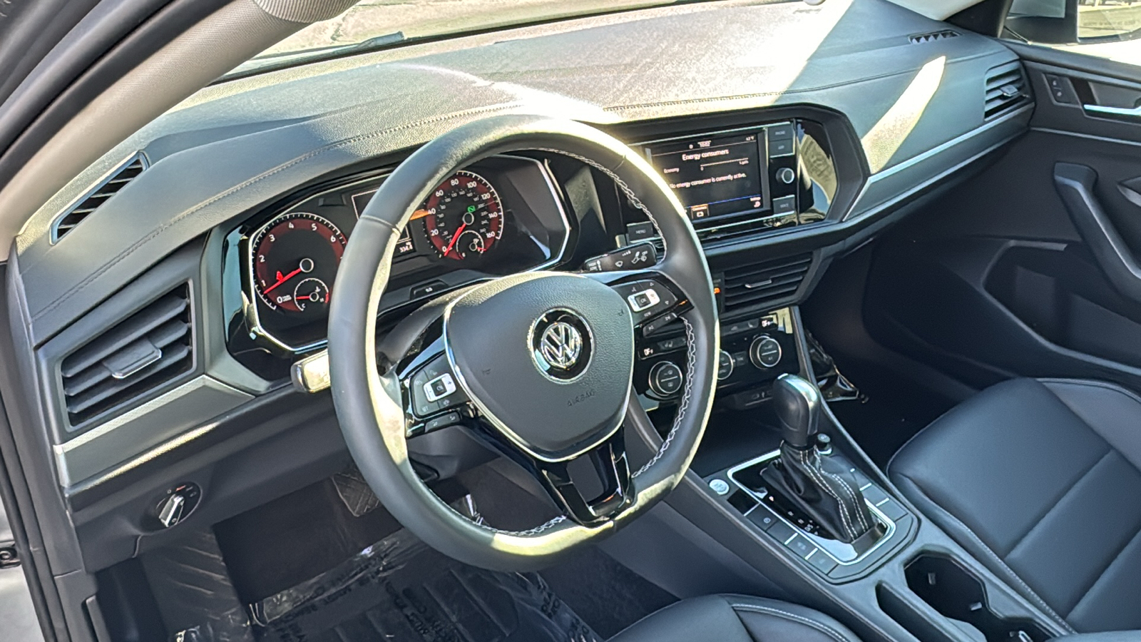 2021 Volkswagen Jetta SE 15