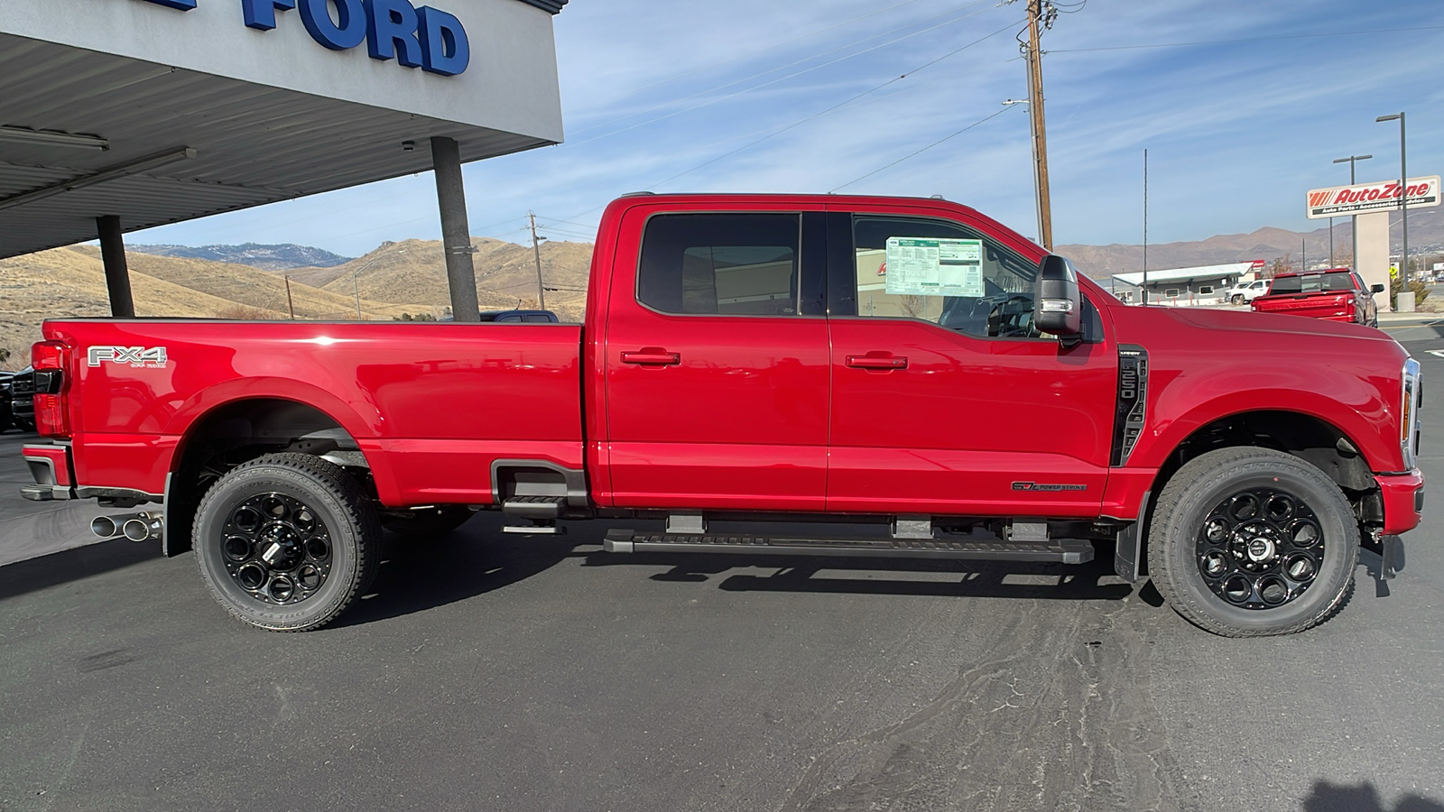 2024 Ford S-DTY F-250 LARIAT 2